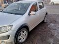 Renault Sandero Stepway 2016 года за 5 000 000 тг. в Актобе – фото 2