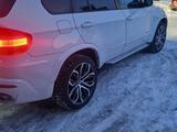 BMW X5 2010 года за 9 000 000 тг. в Петропавловск – фото 2