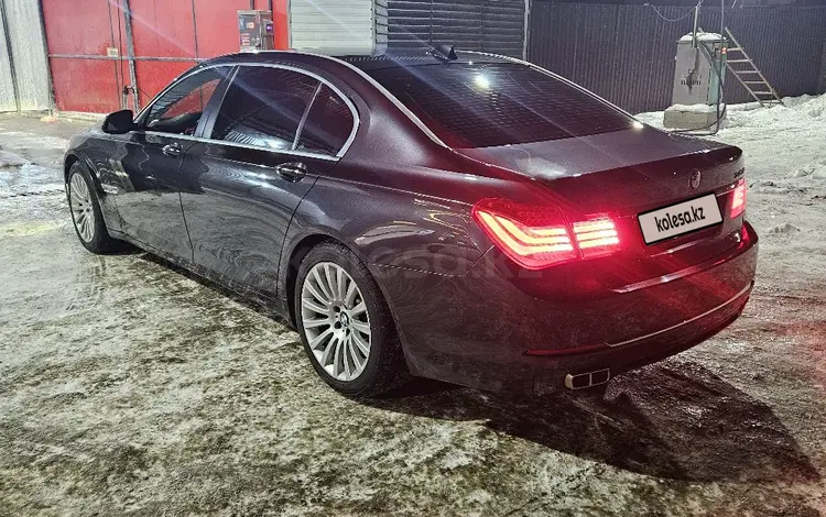 BMW 740 2015 годаfor15 900 000 тг. в Алматы