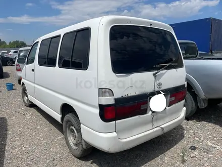 Toyota Hiace 1997 года за 2 063 348 тг. в Алматы – фото 8