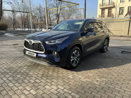 Toyota Highlander 2021 года за 25 500 000 тг. в Алматы – фото 2