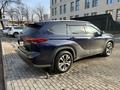 Toyota Highlander 2021 года за 25 500 000 тг. в Алматы – фото 4