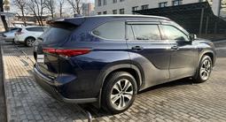 Toyota Highlander 2021 года за 24 500 000 тг. в Алматы – фото 4