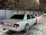 Mercedes-Benz E 260 1990 года за 1 650 000 тг. в Алматы – фото 2