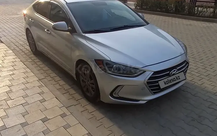 Hyundai Elantra 2018 года за 6 000 000 тг. в Актау