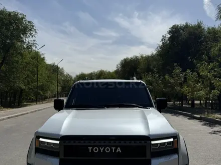 Toyota Land Cruiser Prado 2025 года за 41 999 000 тг. в Алматы – фото 18