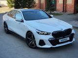 BMW 530 2025 года за 37 999 999 тг. в Астана – фото 3