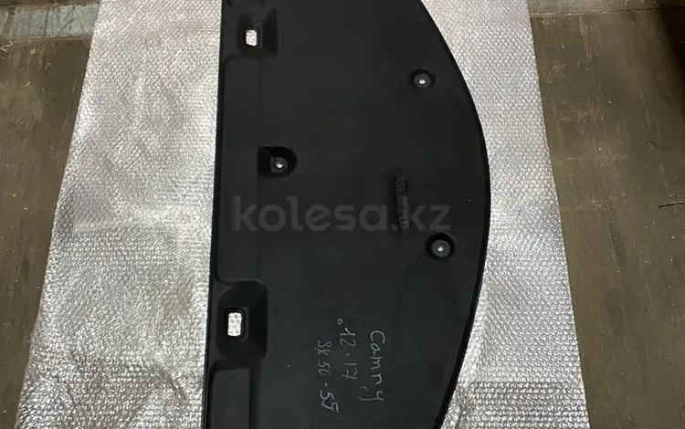 Обшивка капота Camry 50 55 за 12 000 тг. в Алматы