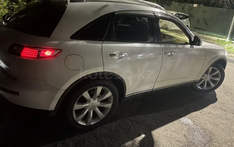 Infiniti FX35 2006 года за 5 000 000 тг. в Алматы