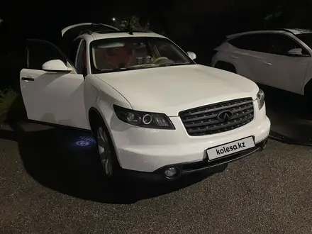 Infiniti FX35 2006 года за 5 000 000 тг. в Алматы – фото 10