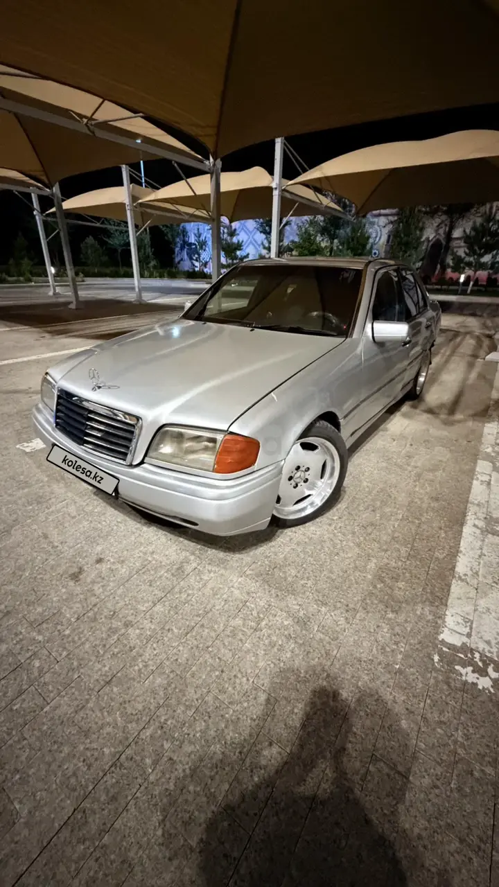 Mercedes-Benz C-Class, 1993