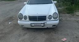 Mercedes-Benz E 280 1998 года за 2 350 000 тг. в Алматы