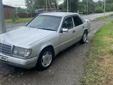 Mercedes-Benz E-Class, 1990