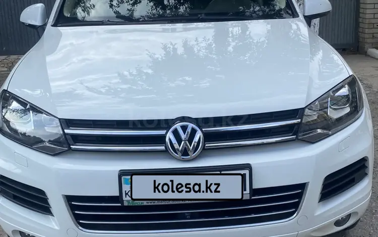 Volkswagen Touareg 2013 года за 16 500 000 тг. в Астана