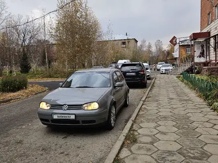 Volkswagen Golf 1998 года за 2 500 000 тг. в Риддер – фото 4