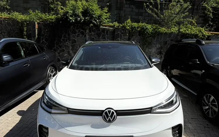 Volkswagen ID.4 2023 года за 10 000 000 тг. в Алматы
