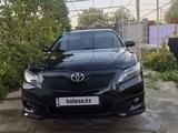 Toyota Camry 2009 года за 6 500 000 тг. в Шымкент – фото 2