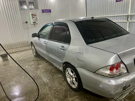 Mitsubishi Lancer 2003 года за 1 600 000 тг. в Актобе – фото 4