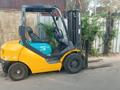Komatsu  FD25 2010 года за 4 500 000 тг. в Алматы