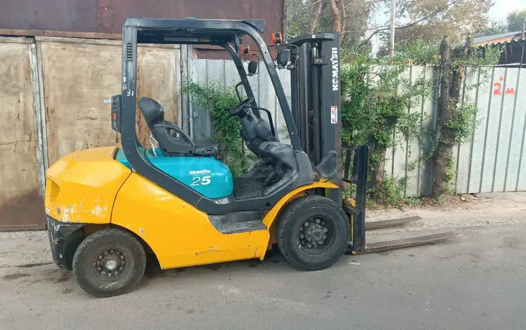 Komatsu  FD25 2010 года за 4 500 000 тг. в Алматы