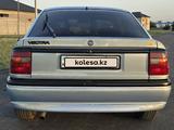 Opel Vectra 1993 года за 750 000 тг. в Шымкент – фото 2