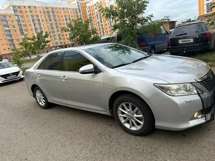 Toyota Camry 2013 года за 9 000 000 тг. в Караганда – фото 2