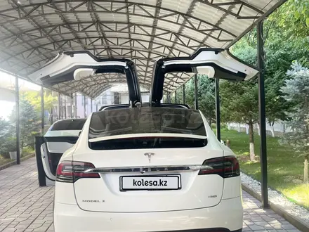 Tesla Model X 2017 года за 24 000 000 тг. в Алматы – фото 15