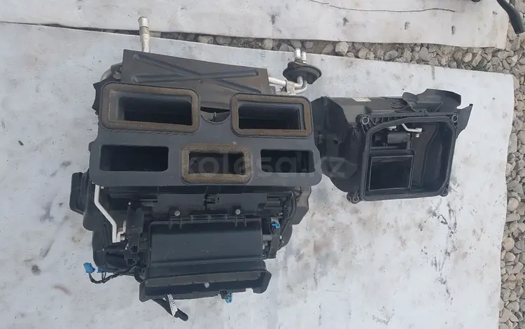 Печка корпус в сборе на Audi A6 C6 за 50 000 тг. в Шымкент