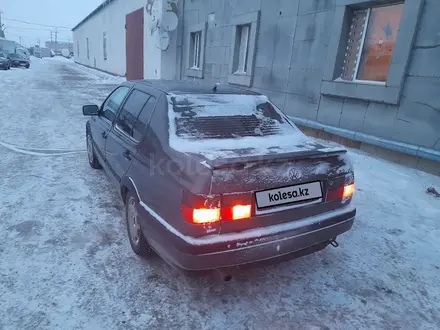 Volkswagen Vento 1993 года за 1 250 000 тг. в Астана – фото 4