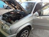 Suzuki XL7 2001 года за 3 500 000 тг. в Састобе – фото 3