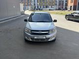 ВАЗ (Lada) Granta 2190 2012 годаүшін2 400 000 тг. в Астана