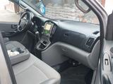 Hyundai Starex 2010 года за 7 500 000 тг. в Туркестан – фото 2