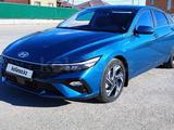 Hyundai Elantra 2023 года за 8 400 000 тг. в Актобе – фото 4
