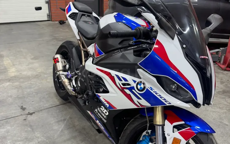 BMW  BMW S1000RR 2022 года за 13 500 000 тг. в Алматы