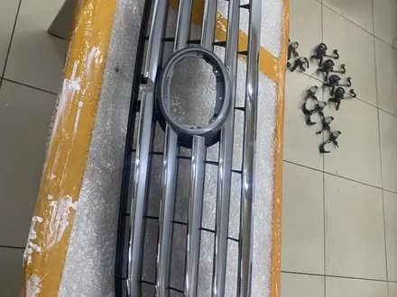 Решотка радиатора Lexus Lx 570 за 190 000 тг. в Алматы – фото 2