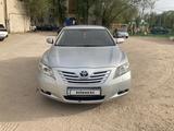 Toyota Camry 2006 года за 6 000 000 тг. в Алматы – фото 2