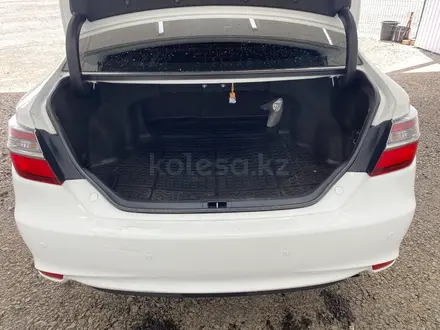 Toyota Camry 2015 года за 8 118 700 тг. в Астана – фото 11