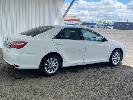 Toyota Camry 2015 года за 8 118 700 тг. в Астана – фото 4