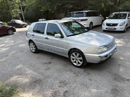 Volkswagen Golf 1997 года за 1 700 000 тг. в Шымкент – фото 6