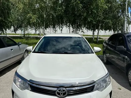Toyota Camry 2017 года за 10 300 000 тг. в Усть-Каменогорск – фото 3