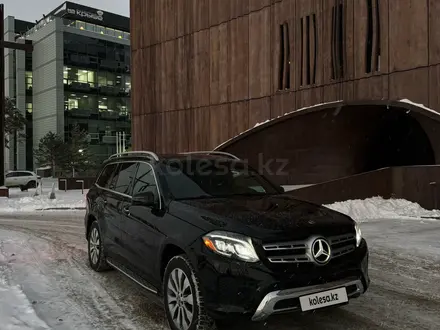 Mercedes-Benz GLS 400 2018 года за 28 000 000 тг. в Астана