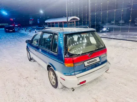 Mitsubishi Space Runner 1997 года за 1 850 000 тг. в Усть-Каменогорск – фото 2