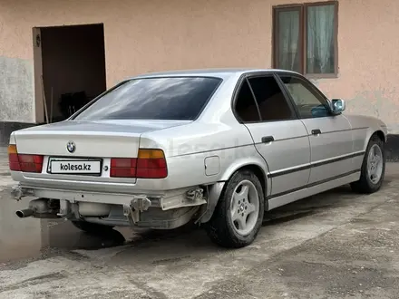 BMW 520 1990 года за 1 300 000 тг. в Шаульдер