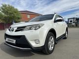 Toyota RAV4 2014 года за 9 500 000 тг. в Атырау