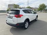 Toyota RAV4 2014 года за 10 500 000 тг. в Атырау – фото 5