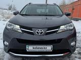 Toyota RAV4 2013 года за 11 800 000 тг. в Актобе – фото 2