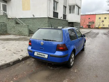 Volkswagen Golf 1998 года за 990 000 тг. в Астана – фото 3