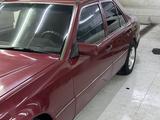 Mercedes-Benz E 200 1992 годаfor1 444 444 тг. в Кызылорда – фото 4