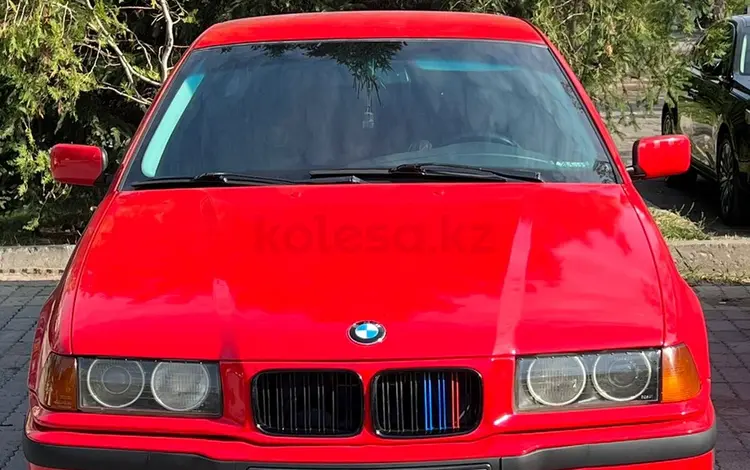 BMW 320 1994 года за 3 000 000 тг. в Алматы