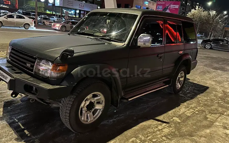 Mitsubishi Pajero 1995 годаүшін2 800 000 тг. в Семей